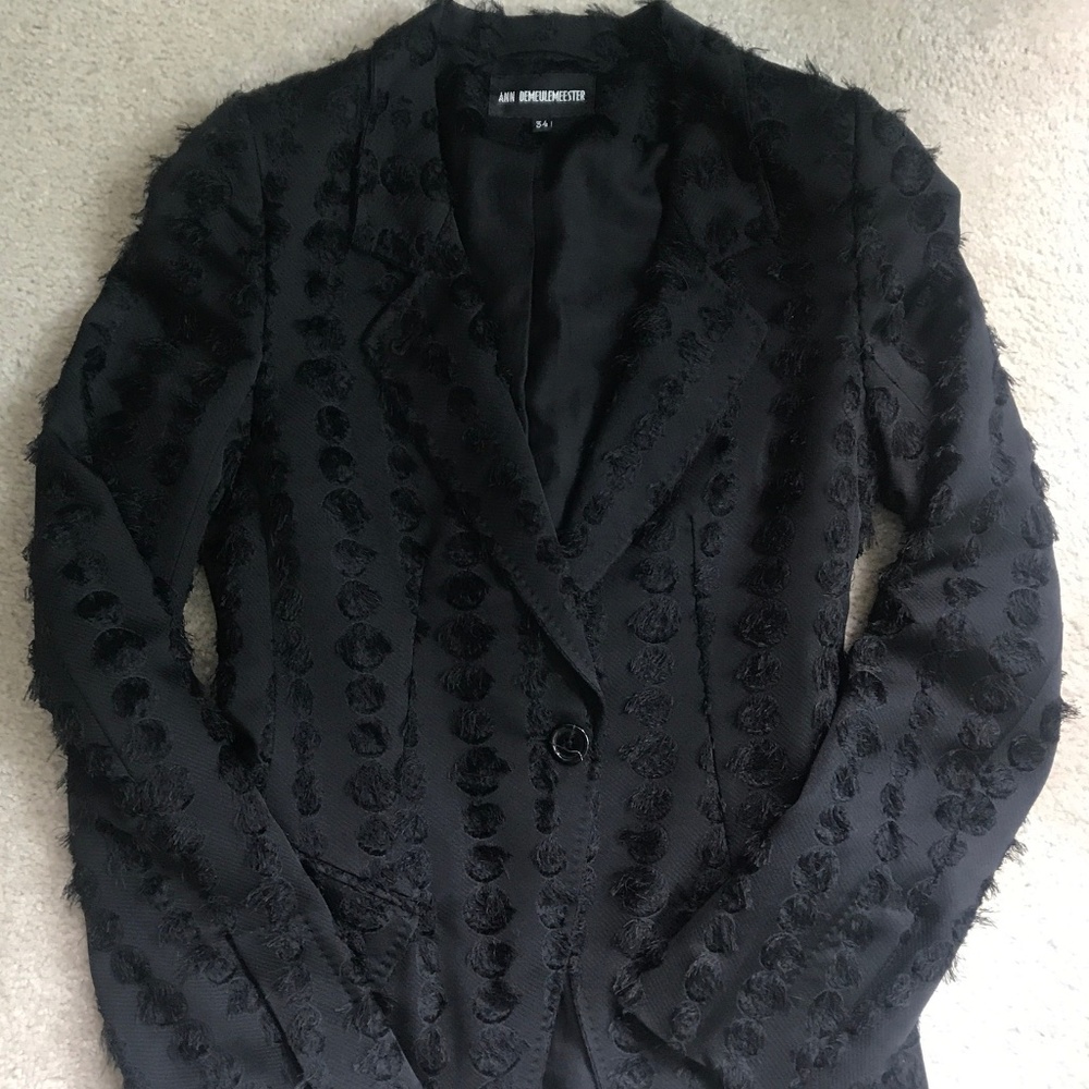 Ann Demeulemeester Black Fitted jacket  .